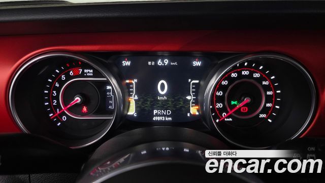 Jeep Wrangler 2018 — photo 11
