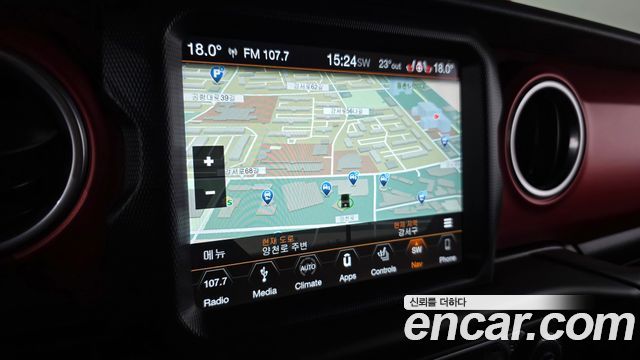 Jeep Wrangler 2018 — photo 20