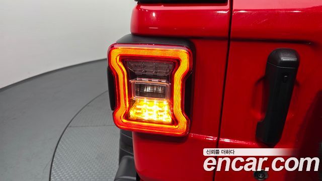 Jeep Wrangler 2018 — photo 9