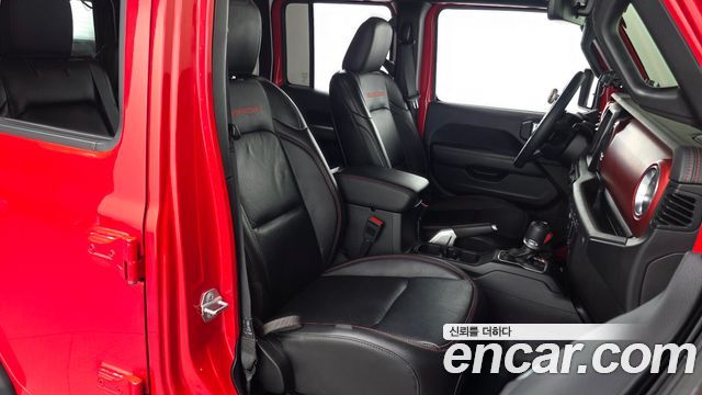 Jeep Wrangler 2018 — photo 16