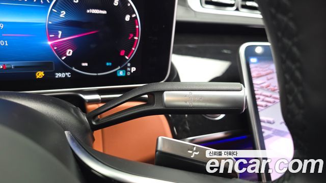 Mercedes-Benz S-Class 2021 — photo 12
