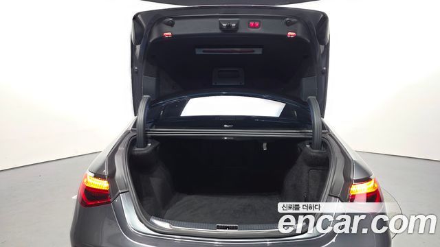 Mercedes-Benz S-Class 2021 — photo 26