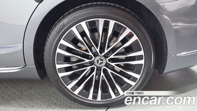 Mercedes-Benz S-Class 2021 — photo 7