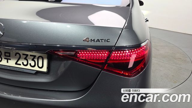 Mercedes-Benz S-Class 2021 — photo 9