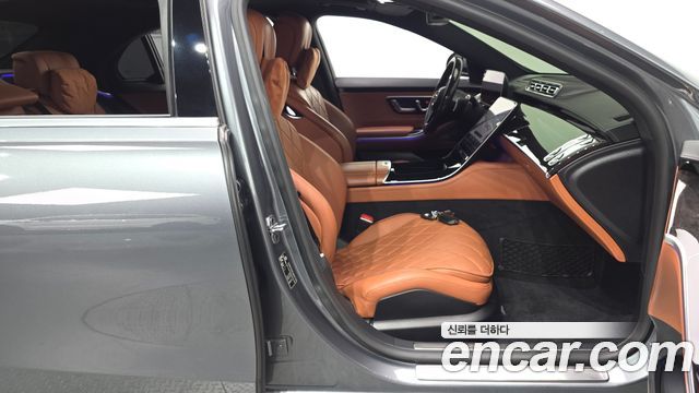 Mercedes-Benz S-Class 2021 — photo 16