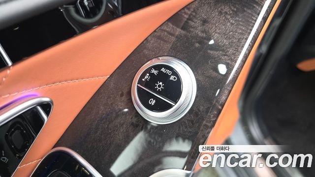 Mercedes-Benz S-Class 2021 — photo 30