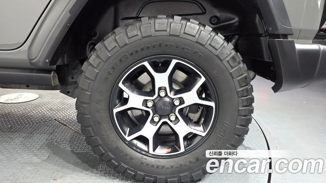 Jeep Wrangler 2019 — photo 7