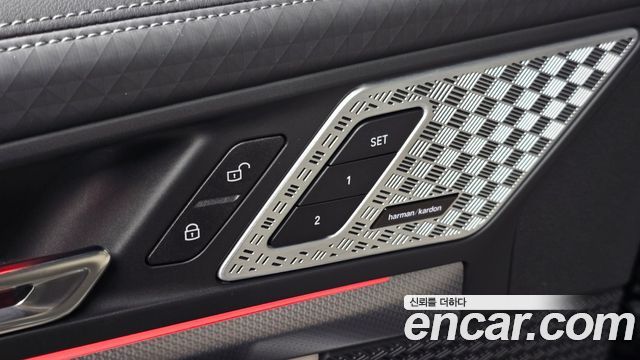 BMW iX2 2024 — photo 28