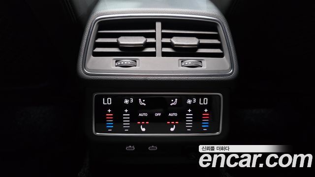 Audi A6 2021 — photo 28
