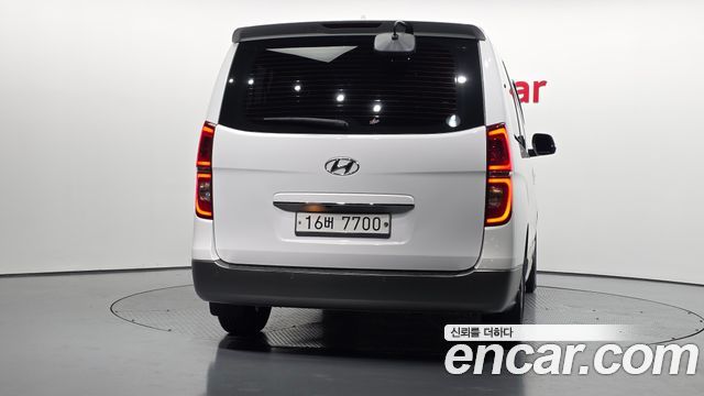Hyundai Starex 2019 — photo 4
