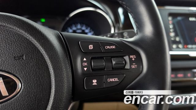 Kia Canival 2020 — photo 23