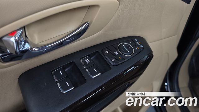 Kia Canival 2020 — photo 26