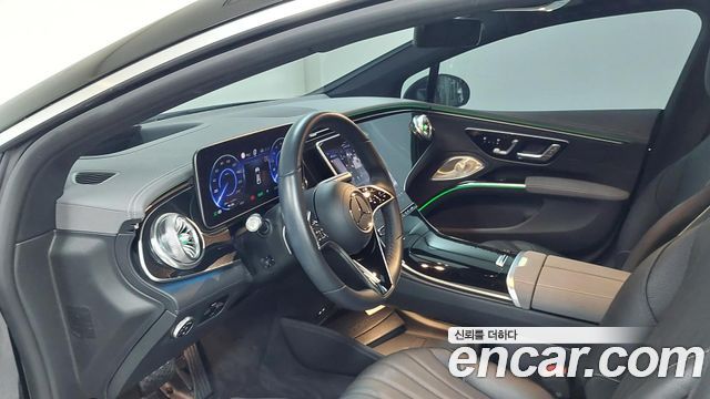 Mercedes-Benz EQS 2022 — photo 13