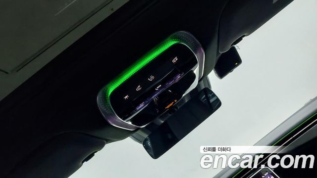Mercedes-Benz EQS 2022 — photo 17