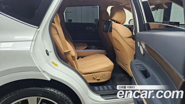 Genesis GV80 2023 — photo 12