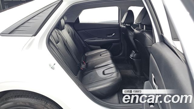 Hyundai AVANTE 2023 — photo 22