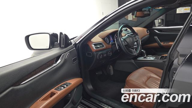 Maserati Ghibli 2014 — photo 10