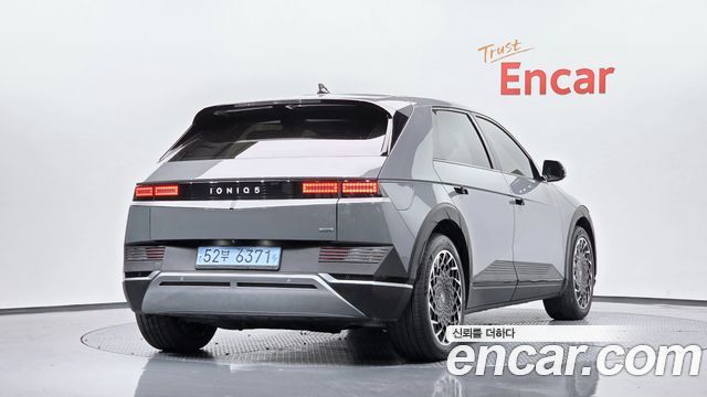 Hyundai Ioniq5 2023 — photo 2