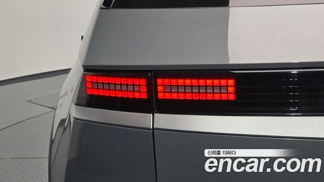 Hyundai Ioniq5 2023 — photo 9
