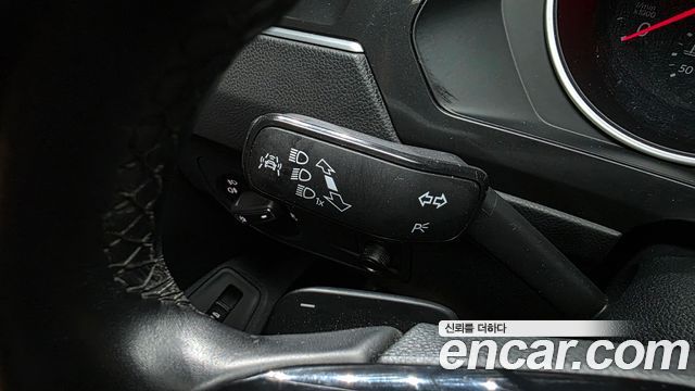 Volkswagen Tiguan 2018 — photo 36