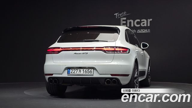 Porsche Macan 2020 — photo 4