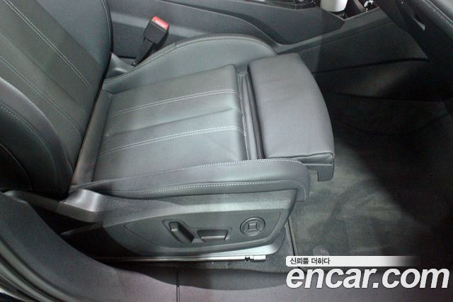 Audi A6 e-Tron 2025 — photo 16
