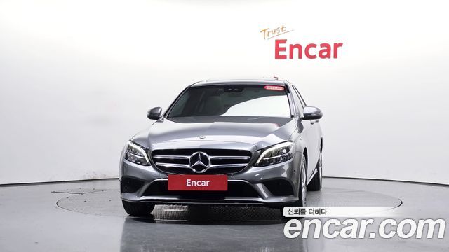 Mercedes-Benz C-Class 2019 — photo 3