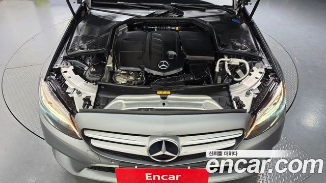 Mercedes-Benz C-Class 2019 — photo 6