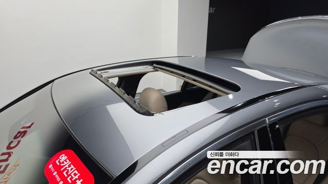 Mercedes-Benz C-Class 2019 — photo 24
