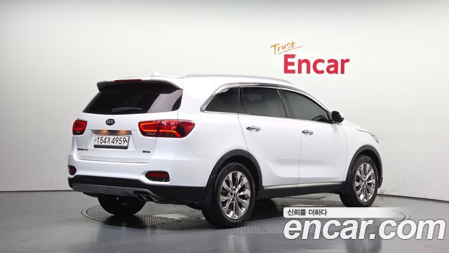 Kia Sorento 2019 — photo 2