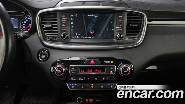 Kia Sorento 2019 — photo 20