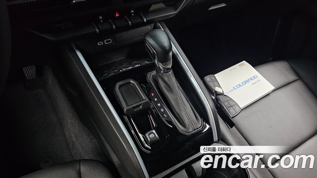 Chevrolet Korea Colorado 2023 — photo 12