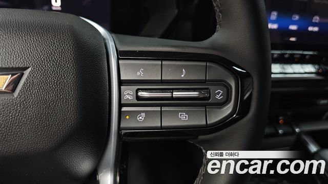 Chevrolet Korea Colorado 2023 — photo 21
