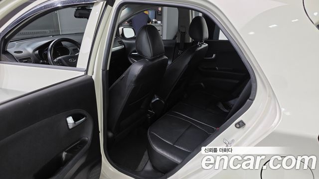 Kia morning 2012 — photo 11