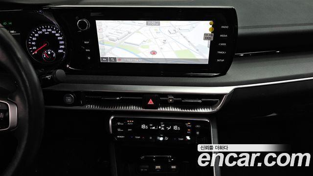 Kia K5 2022 — photo 19