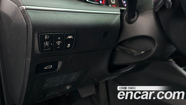 Kia K5 2022 — photo 28