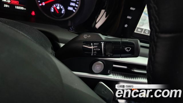 Kia K5 2022 — photo 29