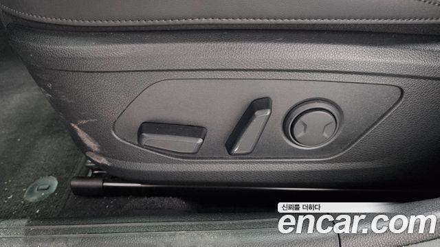 Kia K5 2022 — photo 30