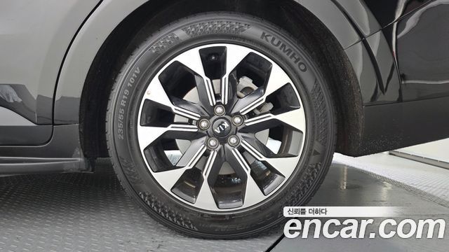 Kia Canival 2021 — photo 7