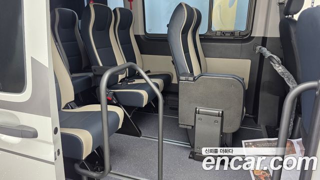 Hyundai Solati 2025 — photo 18