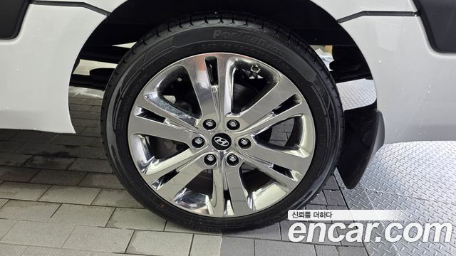 Hyundai Solati 2025 — photo 7
