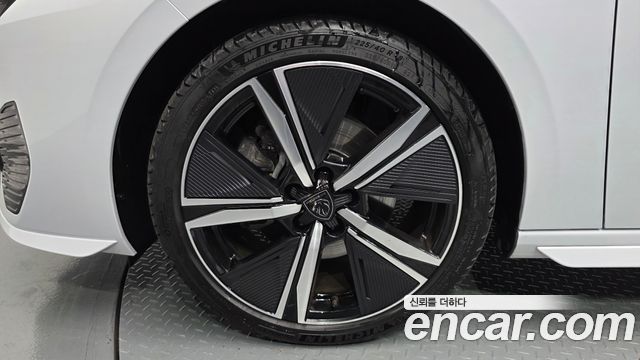 Peugeot 308 2024 — photo 5