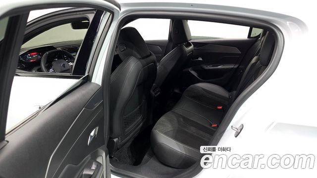 Peugeot 308 2024 — photo 18