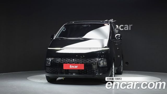 Hyundai Staria 2022 — photo 3