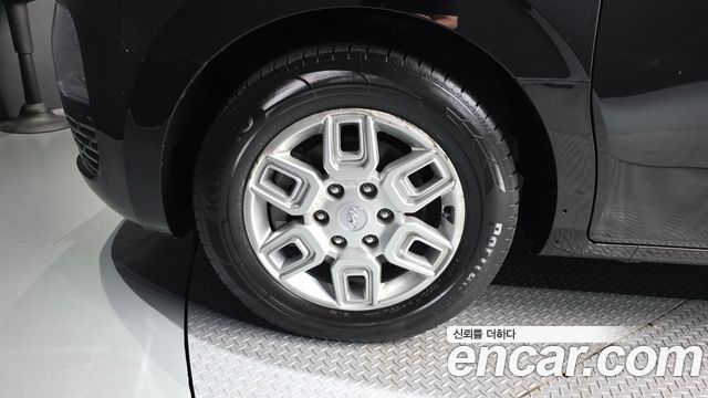 Hyundai Staria 2022 — photo 5