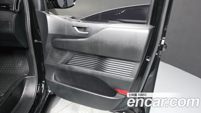 Hyundai Staria 2022 — photo 15