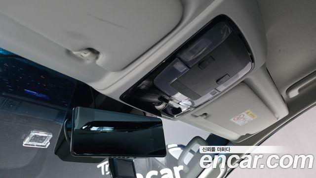 Hyundai Staria 2022 — photo 31