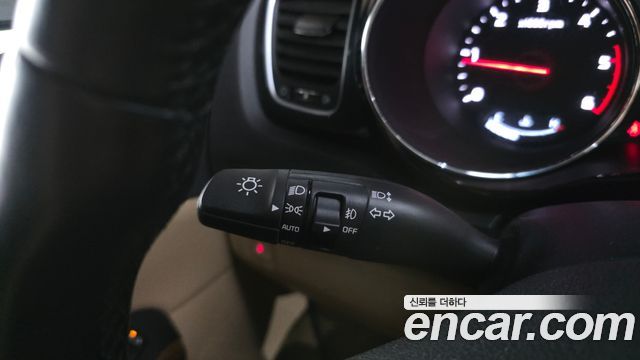 Kia Canival 2018 — photo 34