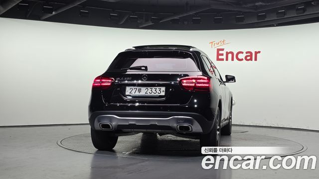 Mercedes-Benz GLA-Class 2019 — photo 4