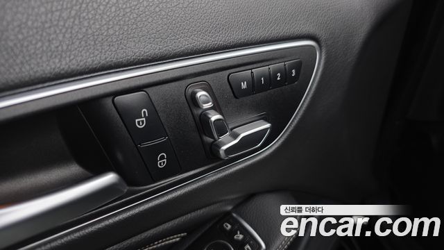 Mercedes-Benz GLA-Class 2019 — photo 24